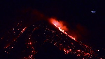 Dünyanın en aktif yanardağı hareketlendi