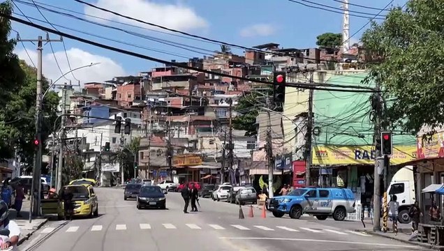 Ao menos sete mortos por megaoperação policial em favelas do Rio de Janeiro