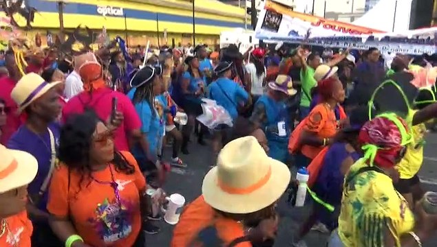 CARI BOIS : SUSTAINABLE CARIBBEAN FESTIVALS