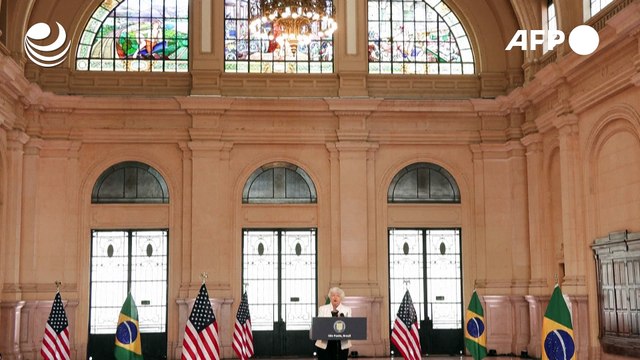 Yellen dice que es urgente acuerdo de G7 para redirigir activos rusos a Ucrania