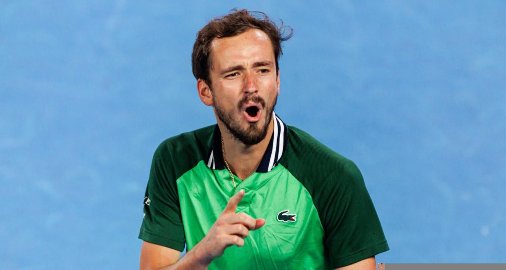 Medvedev advances in straight sets | beIN SPORTS