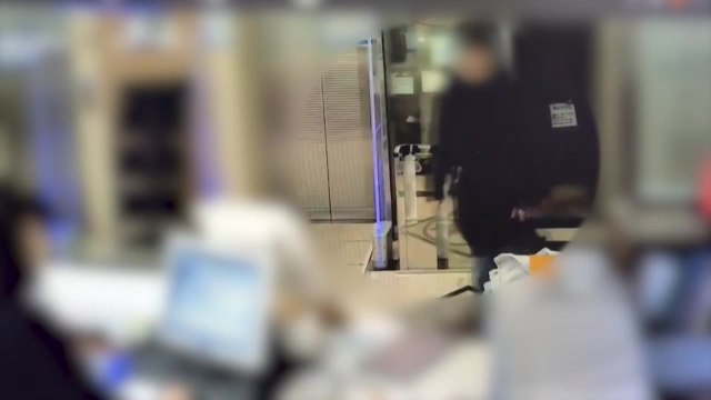 사우나 돌며 3천6백만 원 금품 훔친 30대 구속 송치 / YTN