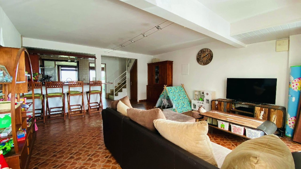 Duplex F3 avec vue imprenable sur la mer à Ducos - Nouméa | Nestenn Immobilier