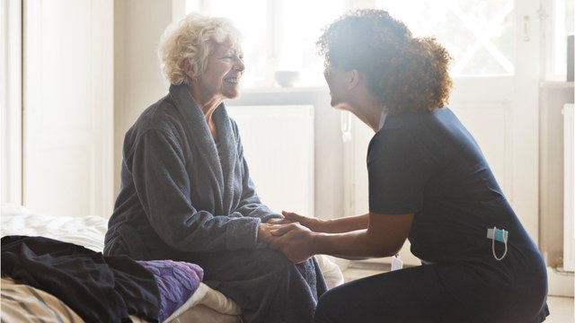 Aide-soignant : formation, compétences et salaire