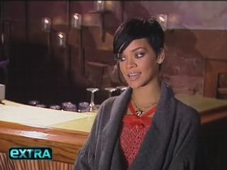 Rihanna Interview with Extra