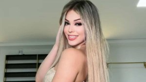 17歳のブラジルの歌手がInstagramで高級車のコレクションを披露