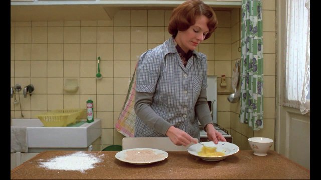 Jeanne Dielman, 23, quai du commerce, 1080 Bruxelles (version restaurée) (1975) - Bande annonce