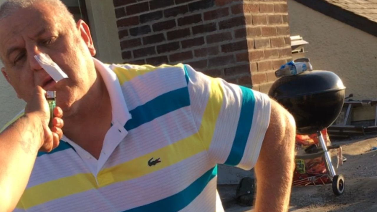 Drunk people invent a considerably stupid game in their drunkenness *Hilarious*