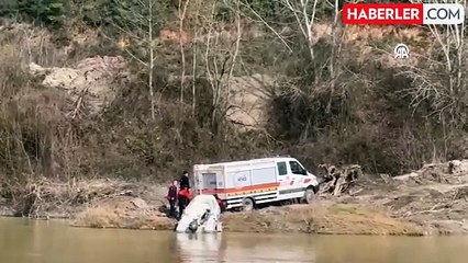 Sakarya Nehri'nde Kadın Cesedi Bulundu