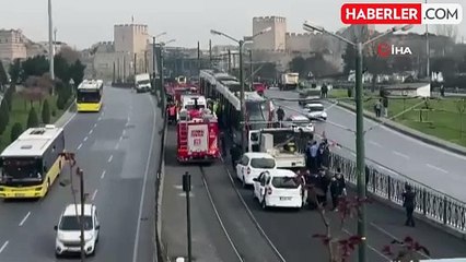 Tramvay yolundan karşıya geçmek isteyen kişi hayatını kaybetti