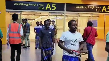 VIDEO: श्रीलंकाई नौसेना ने रामेश्वरम से गिरफ्तार छह मछुआरों को रिहा किया, फ्लाइट से चेन्नई पहुंचे