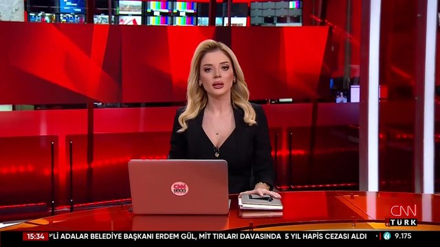 Topkapı'da bir kişiye tramvay çarptı! Kabataş-Bağcılar seferlerinde aksama