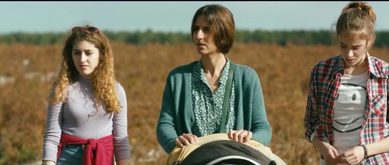 Vacances (2022) - Bande annonce