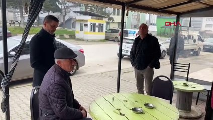 Çay ocağında oturduğu sırada yandan yorgun mermi düştü