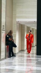 Smooth criminal vs cops