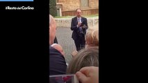 Il video del gruppo di Rimini che saluta Papa Francesco cantando Romagna Mia