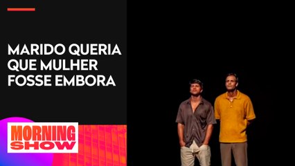 Casal briga na plateia de peça de teatro após cena de nu frontal, no RJ