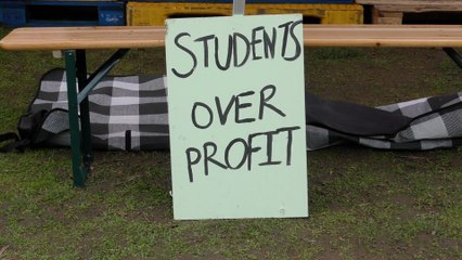 Kent Students Protest Proposed Course Cuts with Sleep-Out Protest 🏕️