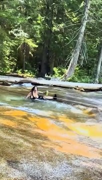 Si tu rigoles 1,5 fois, tu recommences la vidéo