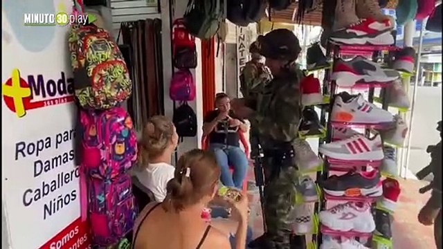 Fuerzas Militares cuidan de la normalidad en el comercio en el Bajo Cauca Antioqueño