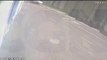 Câmera mostra ciclista sendo atingido por carro na marginal da PRc-467, em Cascavel