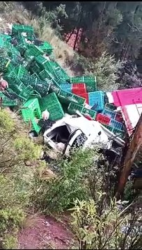 Accidente de dos camiones en Melga dejó tres muertos y dos heridos; uno de los vehículos transportaba pollos