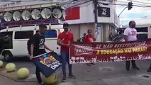 Reajuste salarial: servidores federais protestam no Centro de Maceió