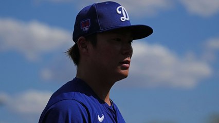 Exciting Spring Debut for Dodger's Pitcher Yoshinobu Yamamoto