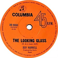 BEV HARRELL - The Looking Glass (1970)