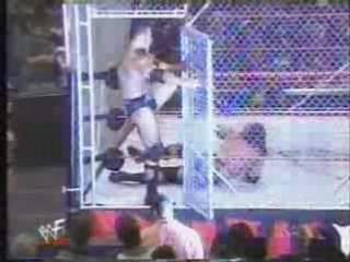 Wwe raw - The Rock vs Triple H (steel cage match)