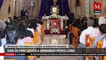 Familiares y amigos dan último adiós a Armando Pérez Luna en Michoacán