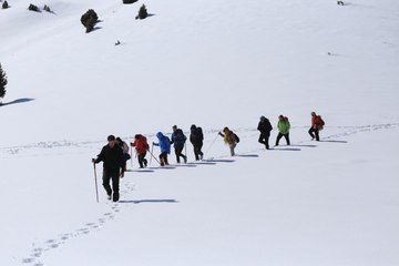 Van Gölü’nün eşsiz koylarında unutulmaz bir gezi