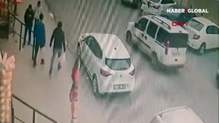 Arnavutköy'de sokak ortasında uzun namlulu silahlarla saldırı