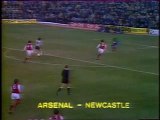 ARSENAL -   NEWCASTLE -  1976 - SAISON  1976/1977  -