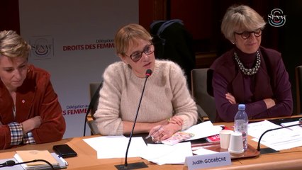 "Il n'y a eu aucune réaction": Judith Godrèche lit une lettre envoyée à Emmanuel Macron demandant la mise en retrait du président du CNC