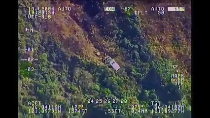 Resgate de homem na Califórnia, EUA, dois dias após despistar-se em penhascom