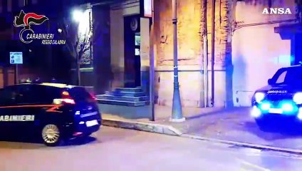 Il padre di una ragazza denuncia un giro di spaccio, 18 arresti nel Reggino