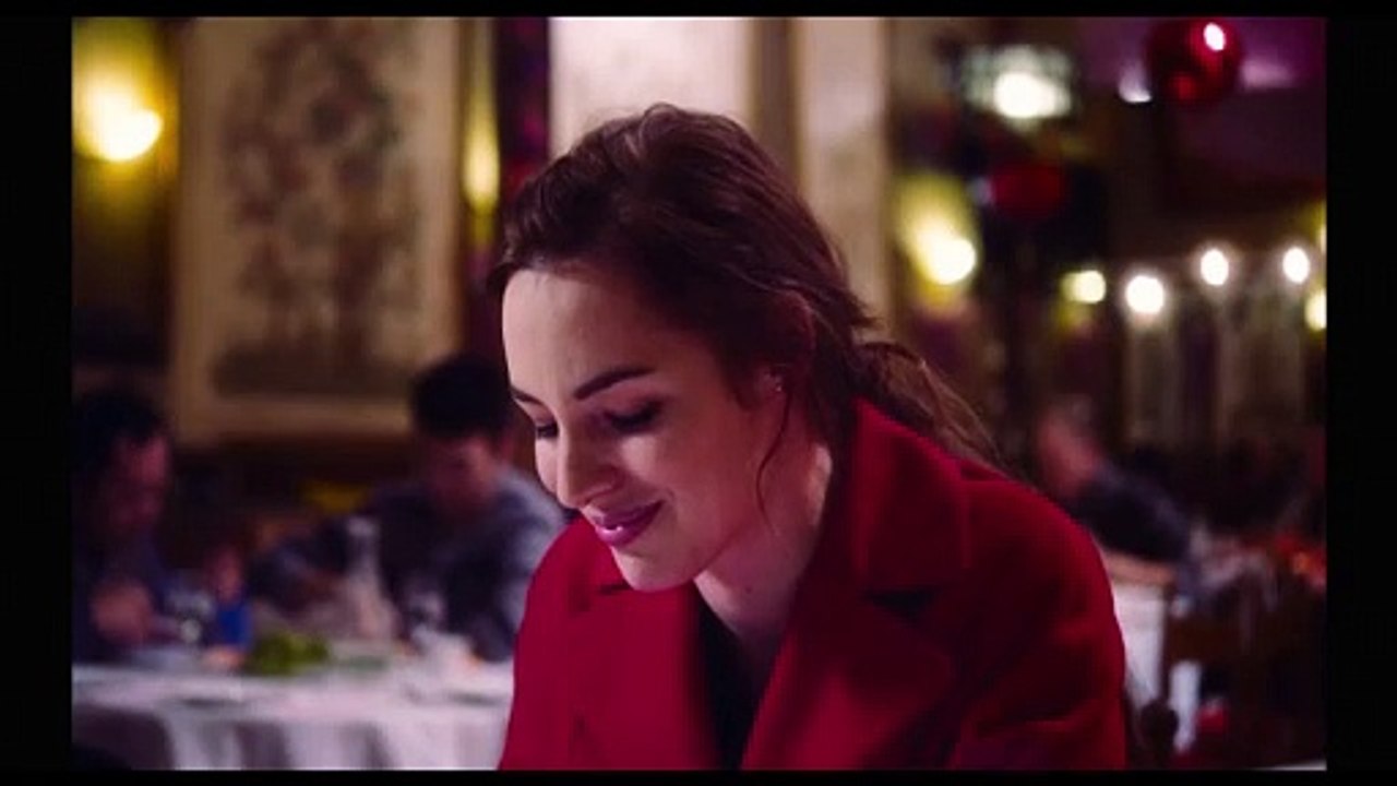 Tirez la langue, mademoiselle (2013) - Bande annonce