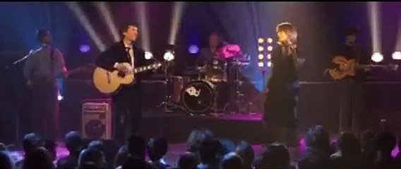 Toutes les filles pleurent (2010) - Bande annonce