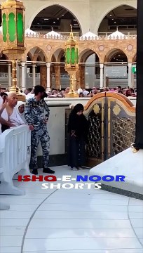 Lucky Child MASHA ALLAH ♥️ - MASJID AL HARAM #madina #makkah #haram #mecca #peace #allahuakbar