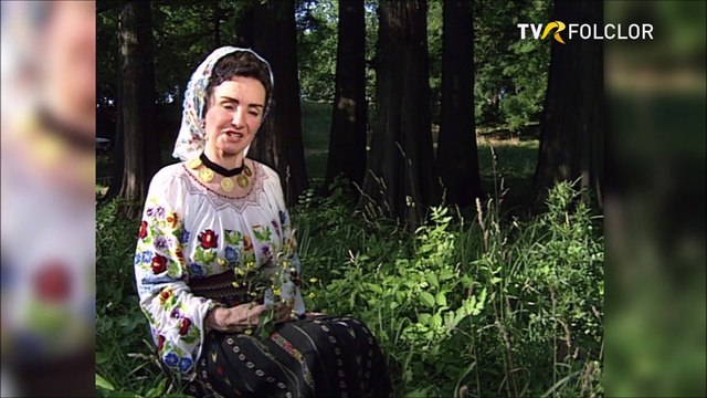 Maria Rachiteanu Voicescu - Suparata mi-s padure (Tezaur folcloric - arhiva TVR)