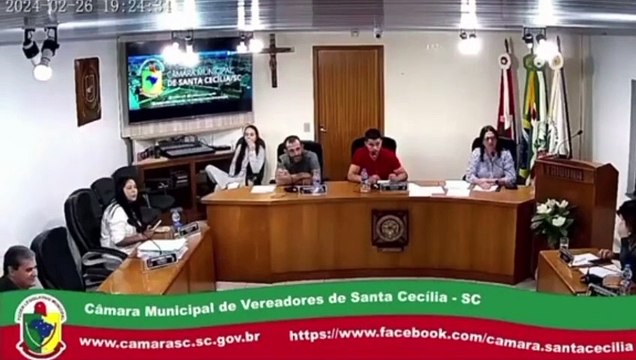 Alcoolizado, vereador causa confusão e suspende sessão: “já tomei umas cachaças”; assista