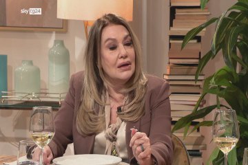 Veronica Lario: "Non sono ricattabile, il mio passato non ha segreti" - Video