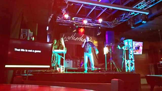 FIVE FINGER DEATH PUNCH - THE BRIGHTER SIDE OF GRAY (PERFORMED AT LEATHERHEADS)