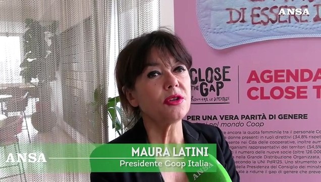 Close the gap, Coop rilancia la battaglia per abbassare l'Iva sugli assorbenti
