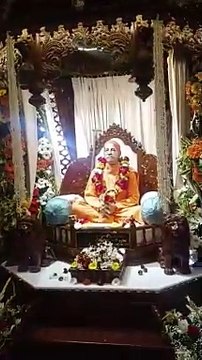 हरिनाम संकीर्तन पर किया भक्ति नृत्य, लगाया 1008 व्यंजनों का भोग, अमेरिका के युवा ब्रह्मचारी भक्त भी हुए शामिल