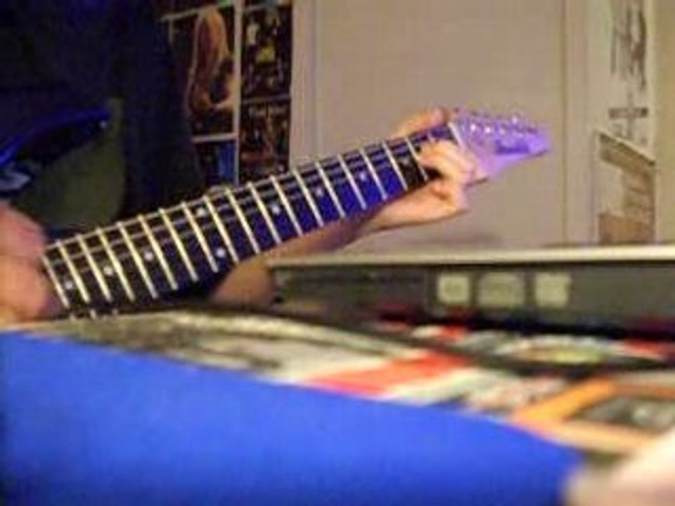 Debut Losing Grip Avril Lavigne cover - guitar and voice