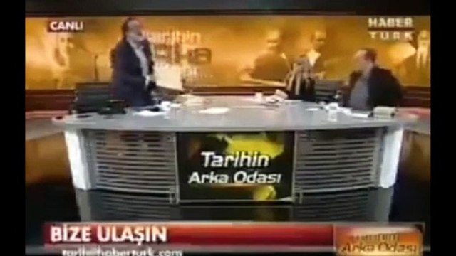 Tarihçi Murat Bardakçı Ali Erbaş’a cevabı yıllar önce vermiş: Vakfiyede bu ifadeler yok her şey parayla ilgili