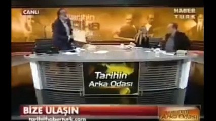 Tarihçi Murat Bardakçı Ali Erbaş’a cevabı yıllar önce vermiş: Vakfiyede bu ifadeler yok her şey parayla ilgili