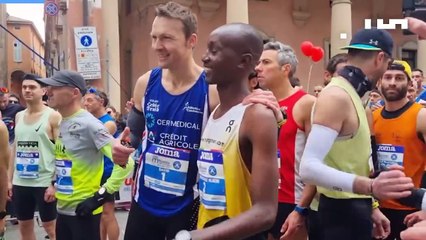 Maratona di Bologna 2024: il video della grande festa